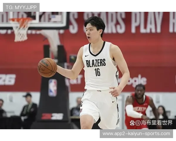 杨瀚森采访坦言:常规赛感觉自己很渺小,杨瀚森 篮球 杨瀚森采访坦言:常规赛感觉自己很渺小,杨瀚森 篮球