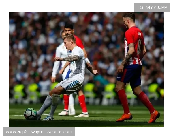 格列兹曼禁区前沿贴地斩入网，马德里竞技精确制导