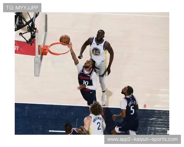 关键球员表现：末节爆发单节21分完成逆转